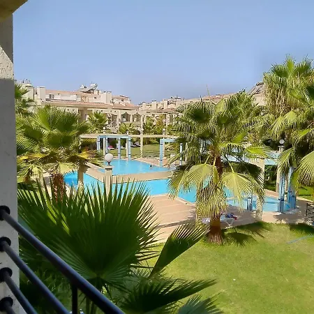 Melisa2 Tatil Evleri Havuzlu Denize Yakin