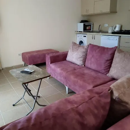 Сasa de vacaciones Melisa2 Tatil Evleri Havuzlu Denize Yakin *