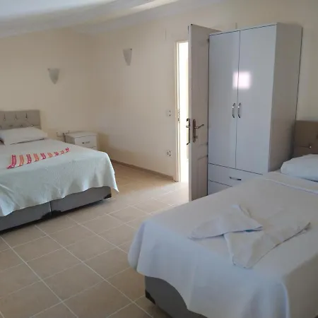 Melisa2 Tatil Evleri Havuzlu Denize Yakin * Fethiye