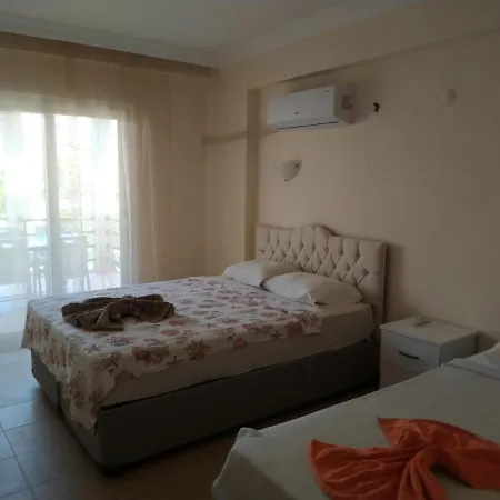 Melisa2 Tatil Evleri Havuzlu Denize Yakin Сasa de vacaciones *