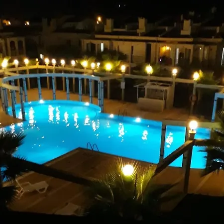 Melisa2 Tatil Evleri Havuzlu Denize Yakin * Fethiye