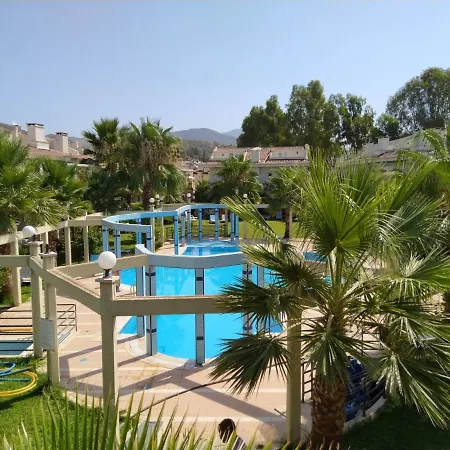 Feriehus Melisa2 Tatil Evleri Havuzlu Denize Yakin